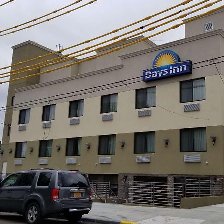 Days Inn By Wyndham Brooklyn Marine Park New York Exteriér fotografie