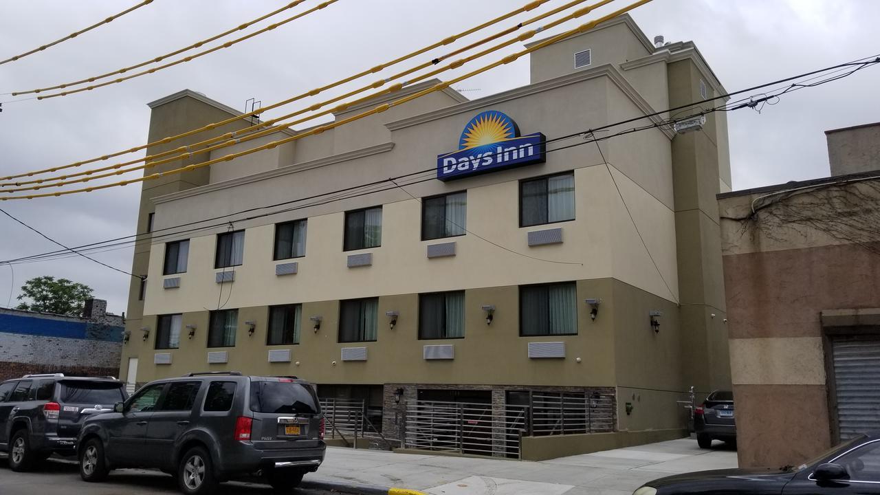 Days Inn By Wyndham Brooklyn Marine Park New York Exteriér fotografie