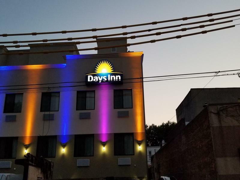 Days Inn By Wyndham Brooklyn Marine Park New York Exteriér fotografie
